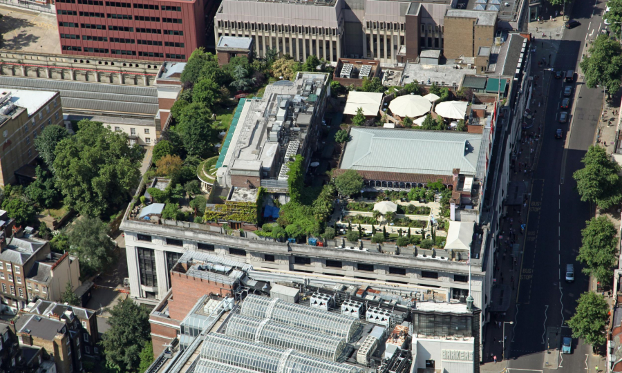 117272120-dar04m-aerial-view-of-a-roof-garden-on-a-building-on-kensington-high-street-london-w8