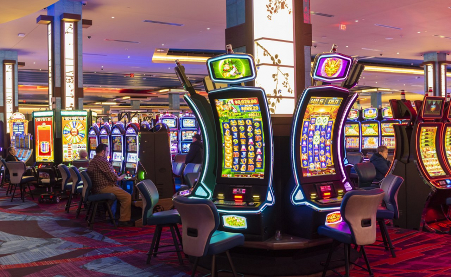 Sòng bạc Resorts World Casino chỉ mở cửa người có độ tuổi từ 21 trở lên