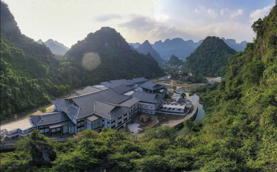 Hiện nay Quảng Ninh đang triển khai nhiều sản phẩm du lịch mới, trong đó, có khu nghỉ dưỡng khoáng nóng cao cấp Quang Hanh