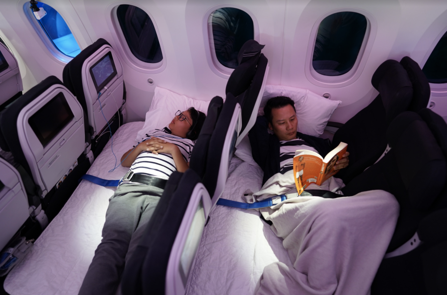 Trải nghiệm hạng ghế hạng ghế Phổ thông Skycouch™ của Air New Zealand.