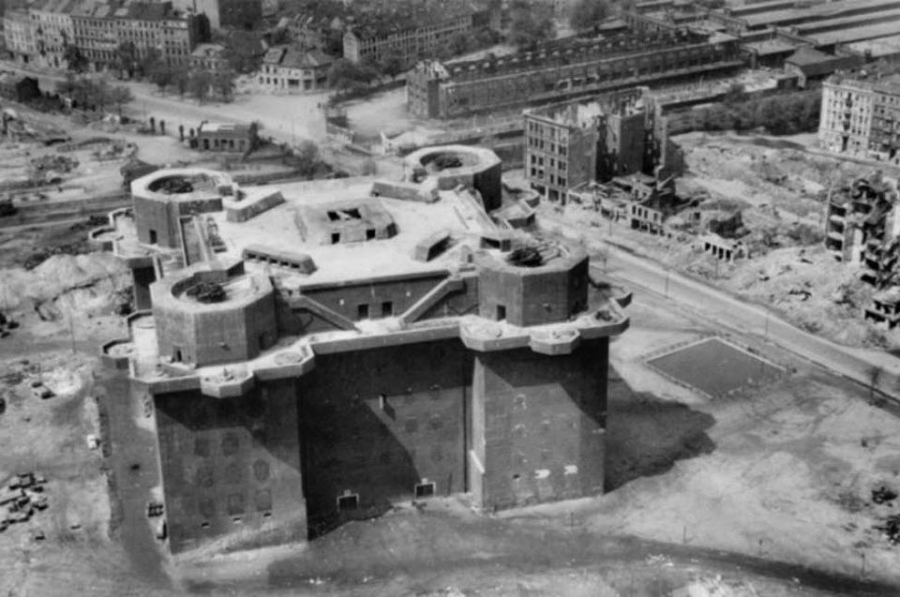 St.Pauli xây dựng chỉ trong vòng 300 ngày để phục vụ Thế chiến II
