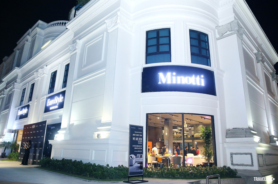 Showroom có diện tích hơn 500m2, quy tụ các sản phẩm nội thất mới nhất của thương hiệu Minotti.