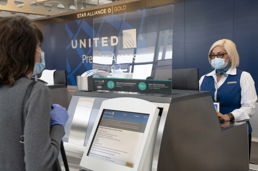 United Airlines lo ngại về sự tương tác của những nhân viên không tiêm vaccine với lý do tôn giáo, sẽ ảnh hưởng đến khách hàng của mình và những nhân viên khác đã tiêm vaccine. - Ảnh: Internet