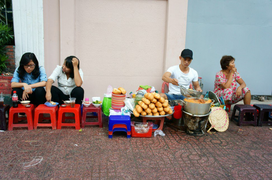 Hầu như mọi con phố ở Sài Gòn đều có cửa hàng bánh mỳ