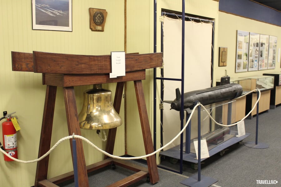 Rất nhiều kỷ vật vẫn còn được lưu giữ ở trong bảo tàng hải quân nội địa Arkansas phía bên ngoài con tàu.
