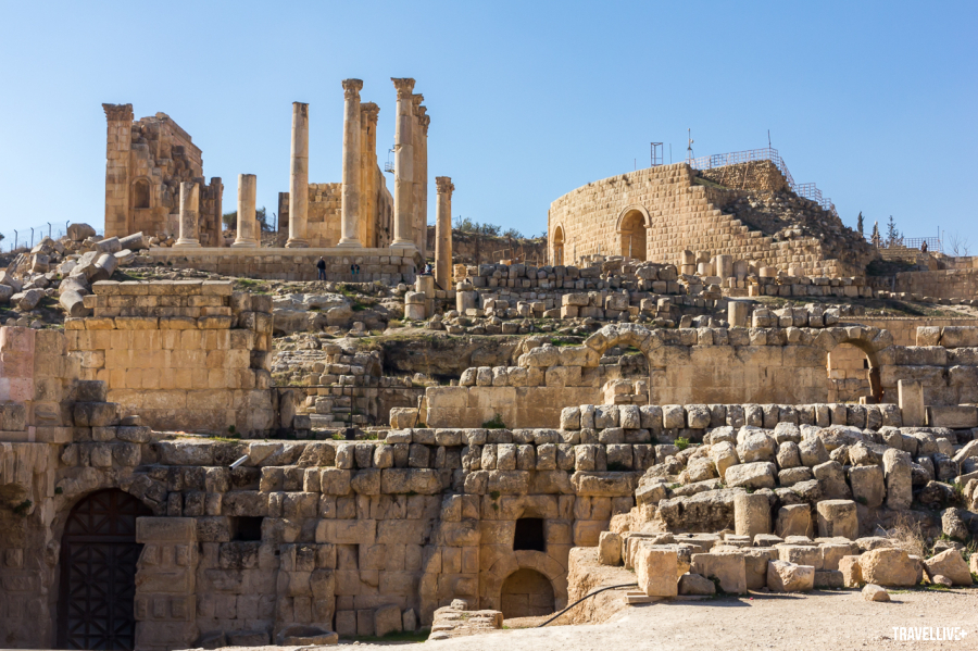 Thành phố cổ Jerash nằm ở phía bắc của thủ đô Amman
