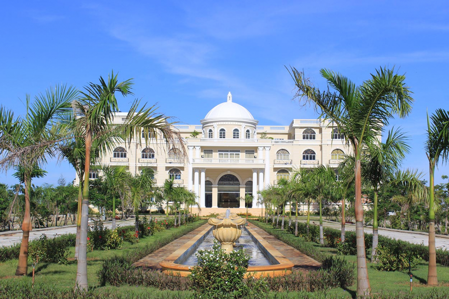 Khuôn viên trường Đại học Mỹ tại Việt Nam tọa lạc ở thành phố Đà Nẵng