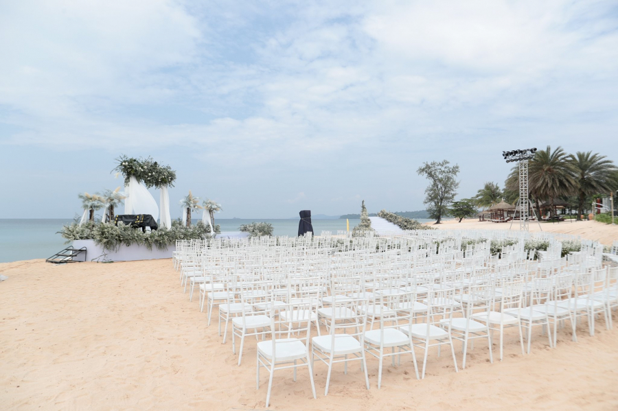 Quang cảnh trước giờ G của Bãi Dài (Phú Quốc), nơi diễn ra hôn lễ