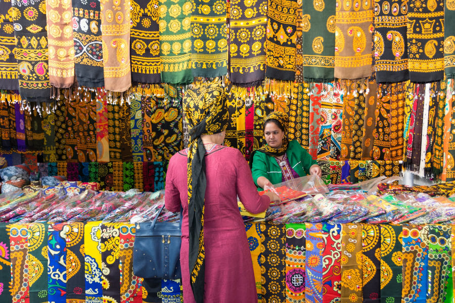 Khu chợ Tolkuchka - một trong những khu chợ sầm uất tại thủ đô Ashgabat.