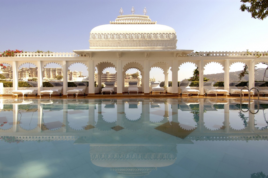 taj-lake-palace-hotel-udaipur-city-udaipur-rajasthan-5-star-hotels-xtxhmxk