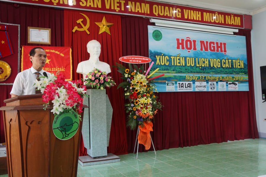 Ông Phạm Hồng Lượng, Giám đốc Vườn quốc gia Cát Tiên phát biểu tại hội nghị
