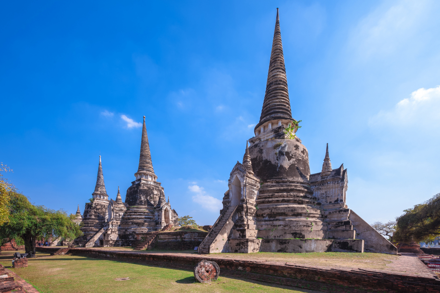 Ba ngôi mộ tháp trong đến Wat Phra Si Sanphet 