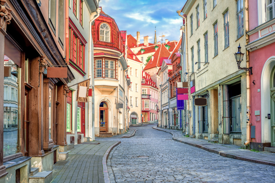 Khu phố cổ đầy mê hoặc của Tallinn