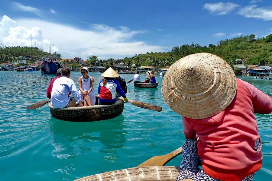 Nha Trang luôn có sức hút lạ kỳ với khách du lịch quốc tế
