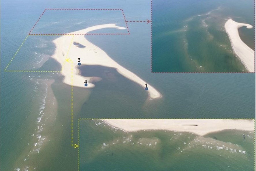 Ảnh chụp cồn cát nổi trên biển Cửa Đại. (Ảnh: Internet)