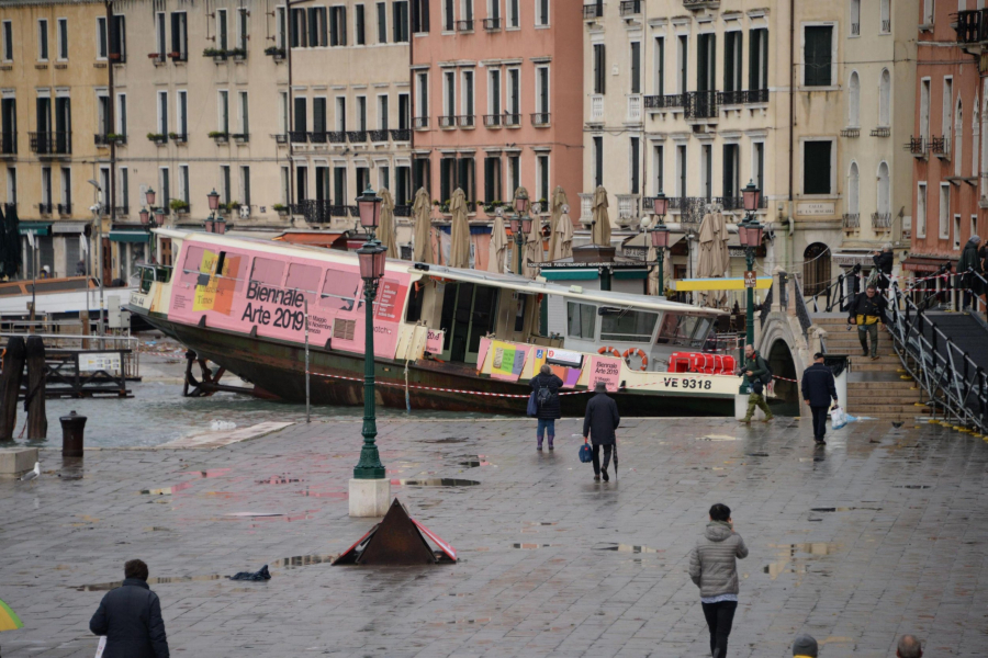 Venice-flooding-3