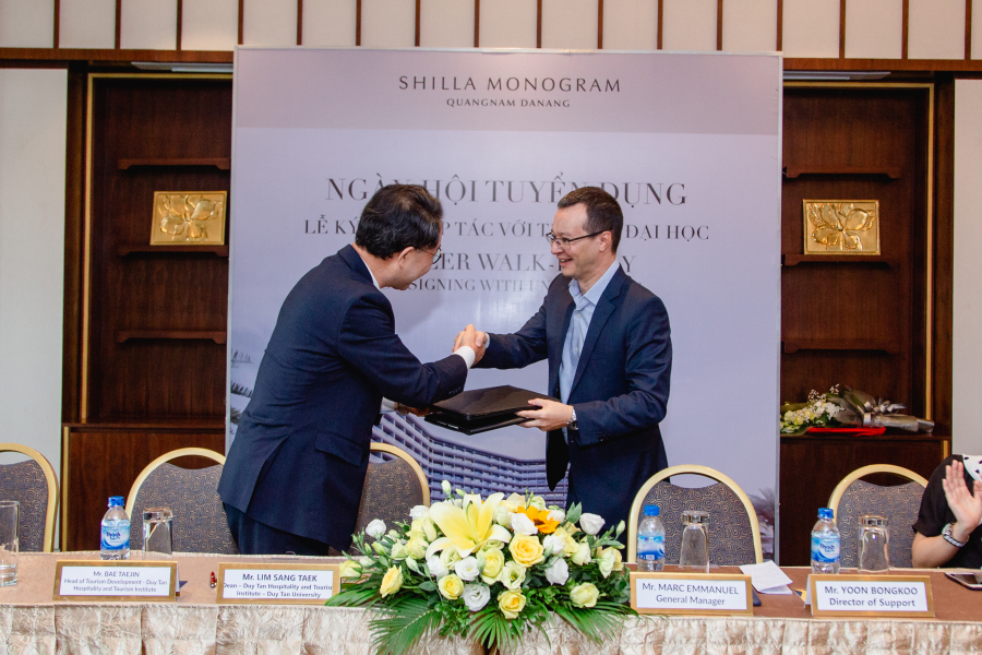 Lễ ký kết hợp tác giữa Shilla Monogram Quangnam Danang với Viện Đào tạo & Nghiên cứu Du lịch - Trường Đại học Duy Tân