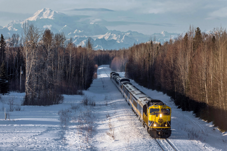 aurora-winter-train-912_Photo_Courtesy_Kevin_Burkholder_2