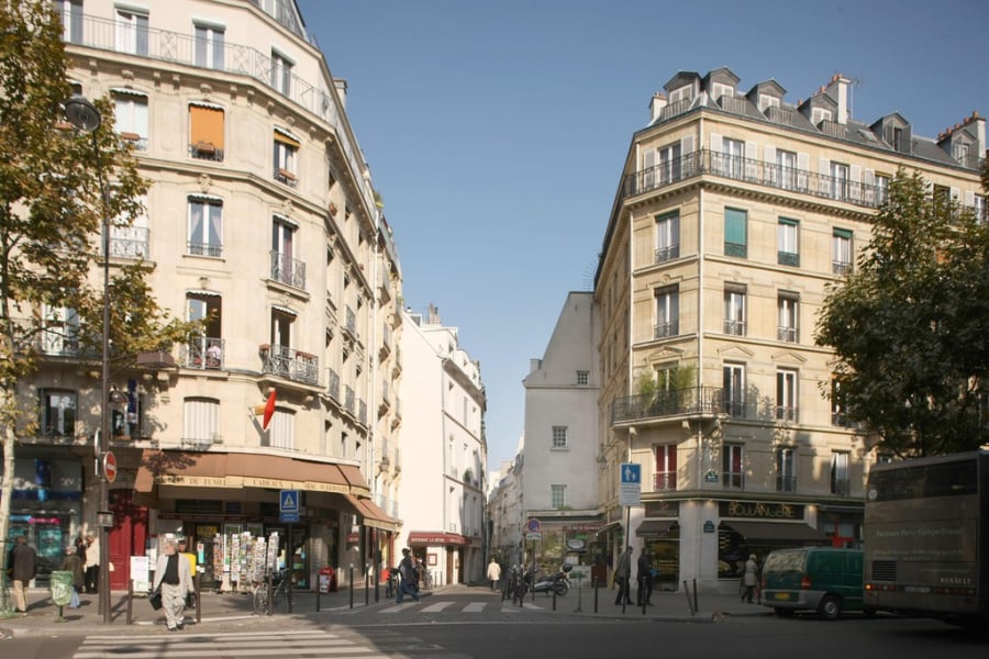 Đại lộ Saint-Germain là một trong những con đường nổi tiếng nhất Paris