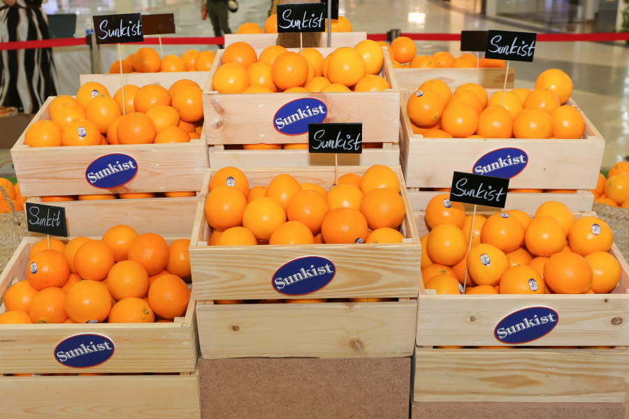 Những trái cam Navel không hạt ngọt mát đến từ Sunkist