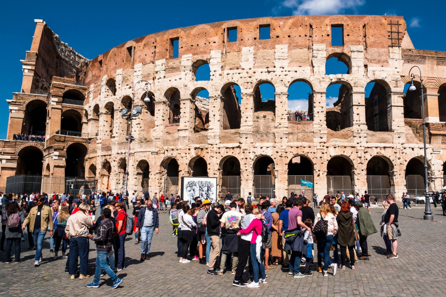 Đấu trường Colosseum vào tháng 4/2019