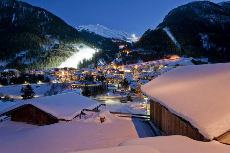 Khu trượt tuyết Ischgl là một điểm đến thu hút đông du khách nghỉ đông nhất châu Âu