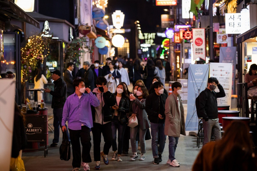Seoul (Hàn Quốc) đã yêu cầu các quán bar, vũ trường, hộp đêm trên toàn thành phố phải tạm thời dừng mọi hoạt động