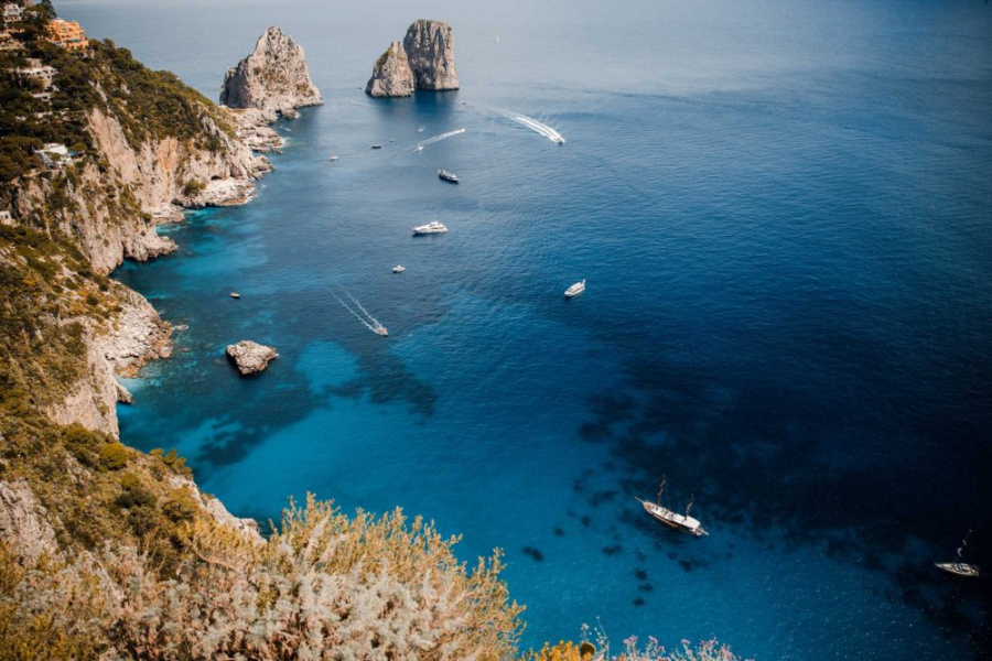 Chính phủ Ý đã cho phép thúc đẩy kế hoạch tiêm chủng đồng loạt cho các hòn đảo nhỏ