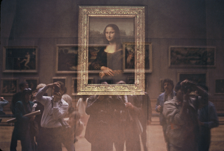 Bức tranh Mona Lisa được trưng bày tại dãy Denon