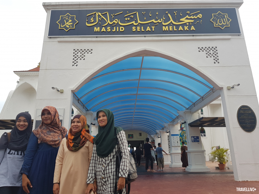 Thánh đường Hồi giáo eo biển Melaka