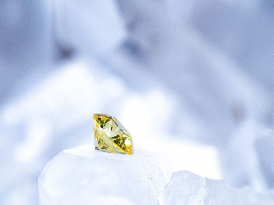 Viên kim cương 1,59 carat làm từ tóc của bệnh nhân ung thư vú Danielle Callaghan