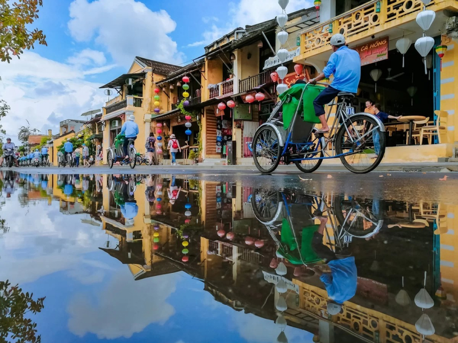Việt Nam ở vị trí thứ 13 trong xếp hạng 21 điểm đến tốt nhất cho năm 2021 theo đánh giá của CNTraveller