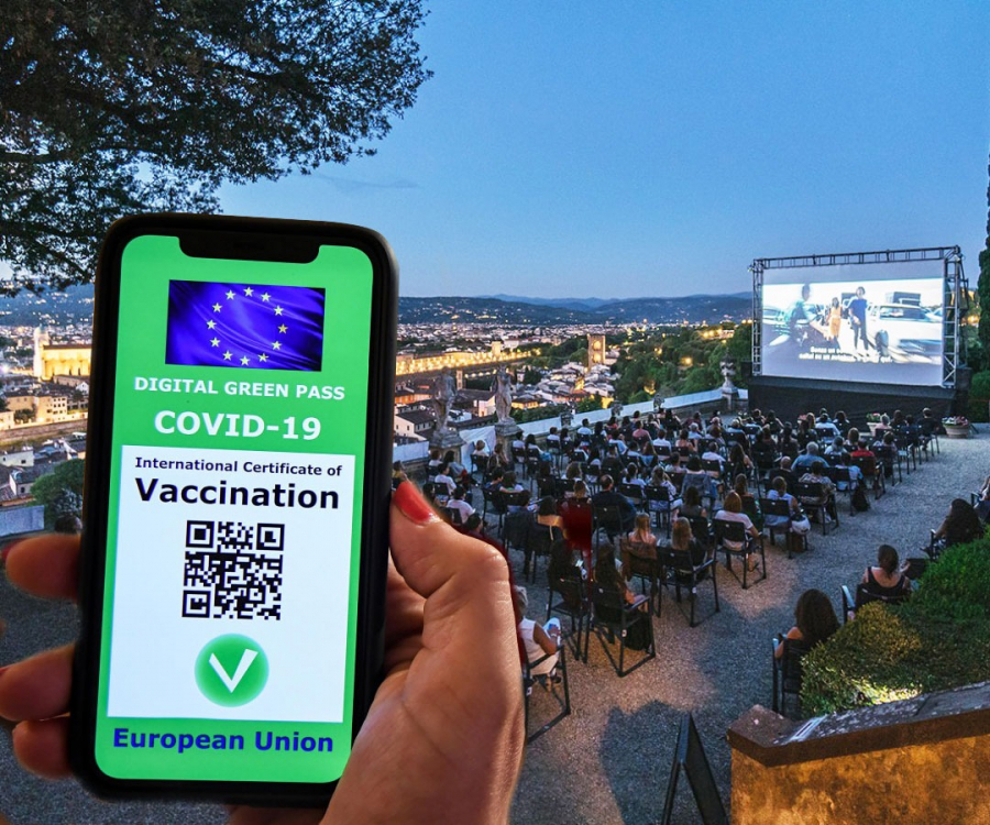 Công dân Ý có thể tải xuống và sử dụng thẻ xanh Covid-19 trên thiết bị điện tử - Ảnh: Internet
