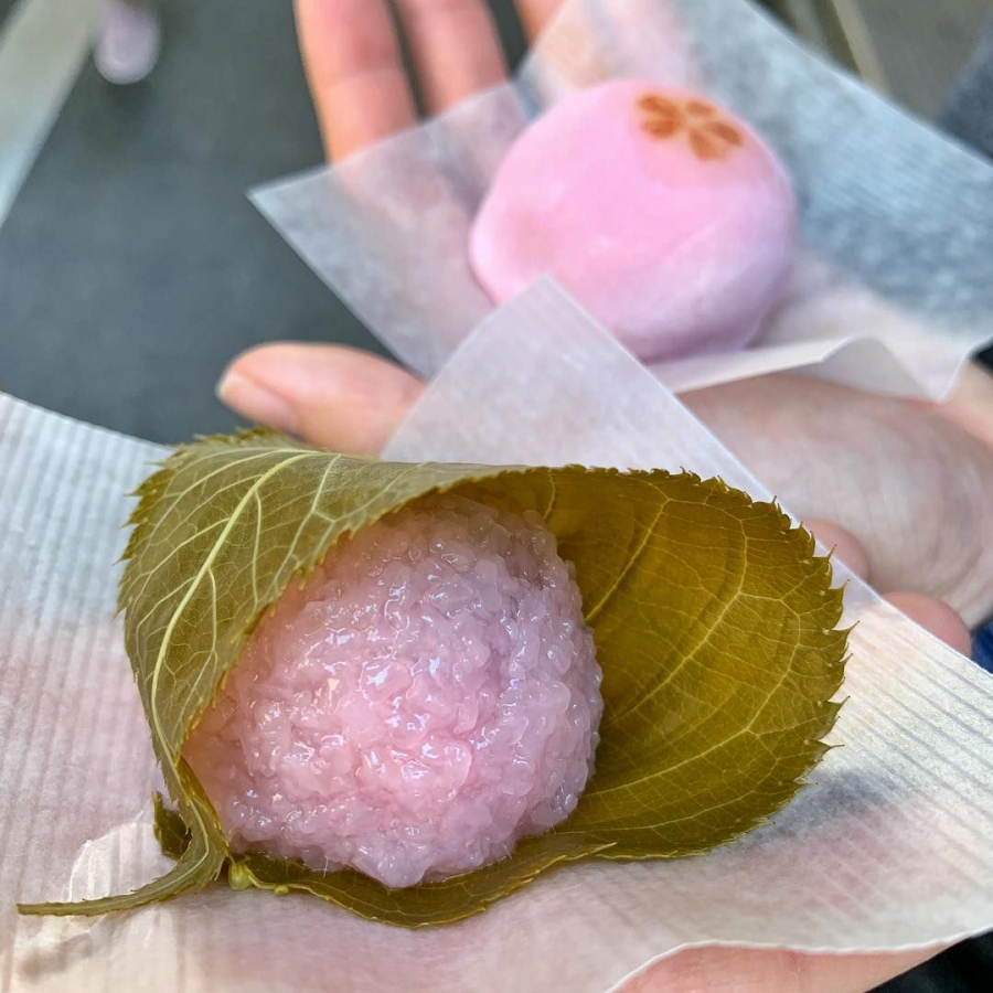 Bánh mochi sakura