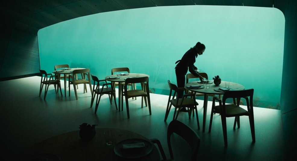 Nhà hàng dưới biển lớn nhất thế giới