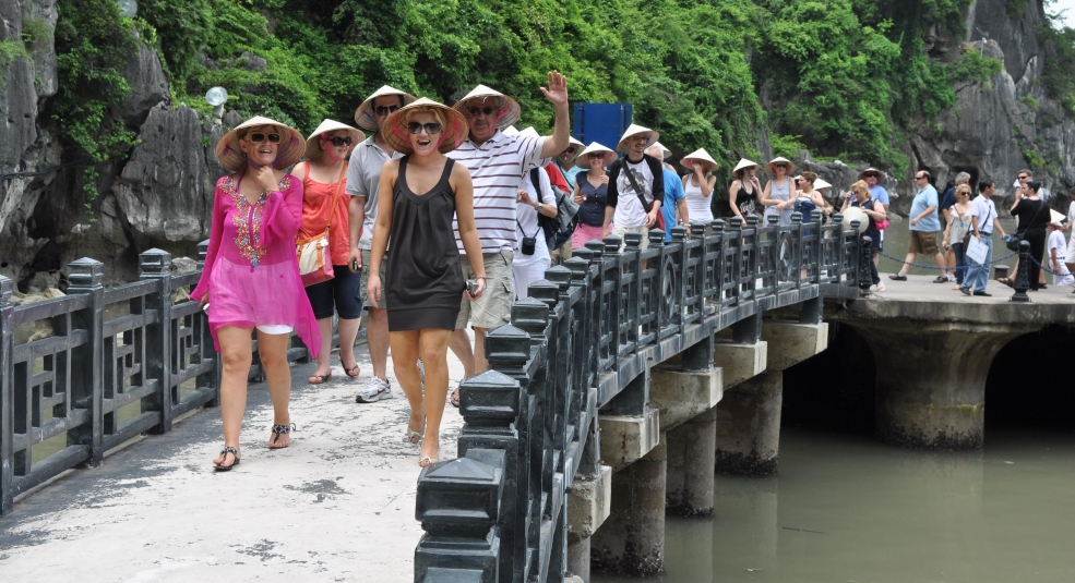 Du lịch giảm sút vì ít khách Trung Quốc