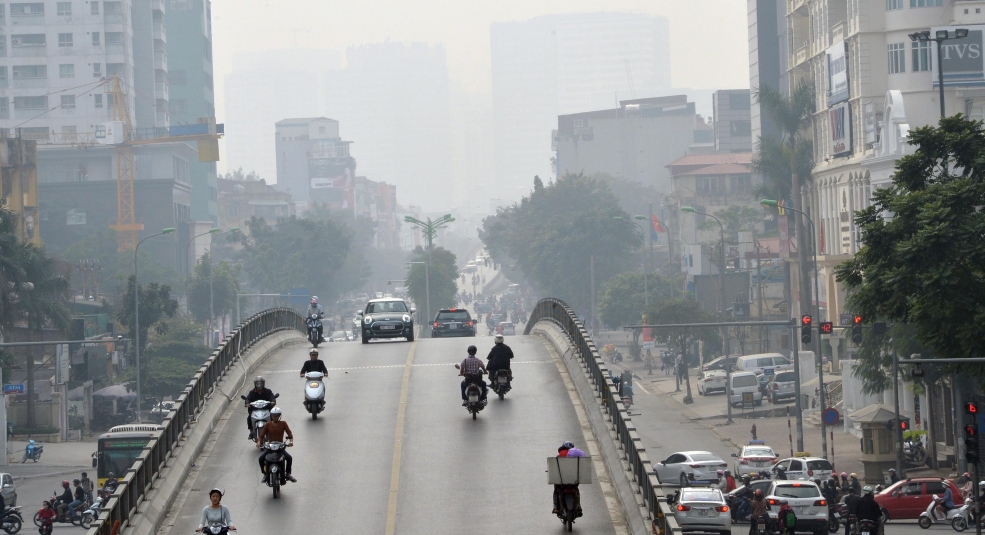 Ô nhiễm không khí báo động tại Hà Nội