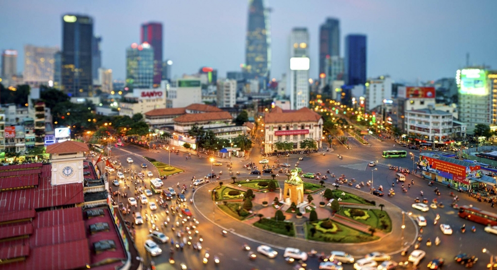 Sài Gòn, vẻ đẹp của sự tương phản
