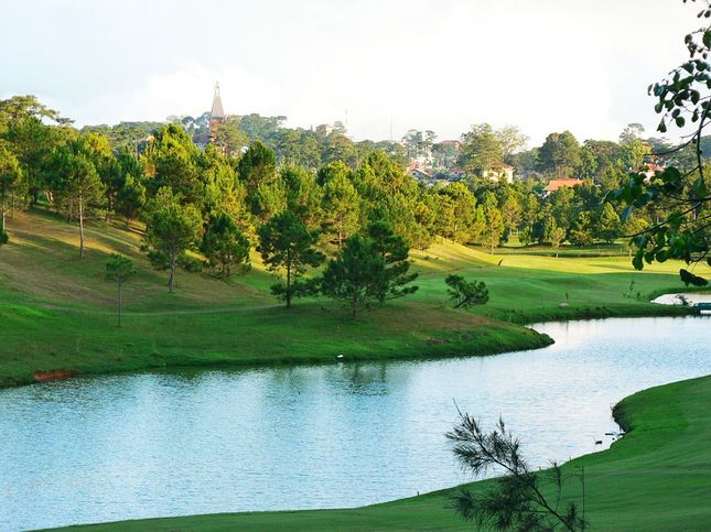Top 5 sân golf có “cá tính” ấn tượng nhất Việt Nam