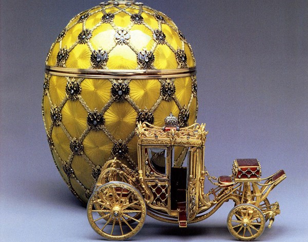 Đẳng cấp và nghệ thuật từ quả trứng vàng của Fabergé