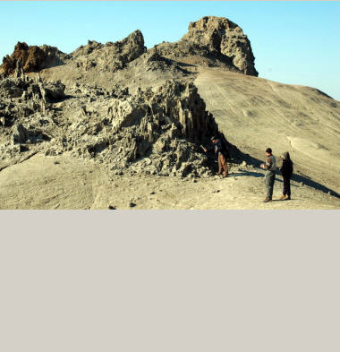 Hành trình đi tìm dấu tích khủng long ở Turkmenistan