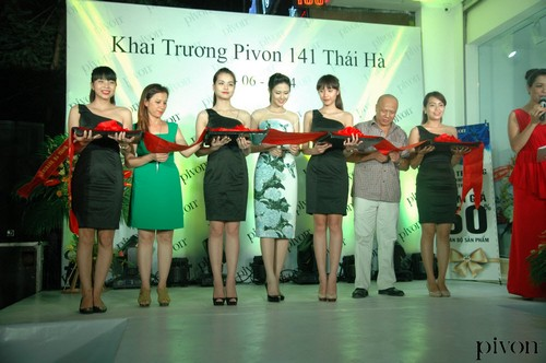 Pivon khai trương showroom mới tại Hà Nội