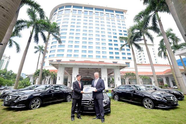 Khách sạn Daewoo Hà Nội lựa chọn xe E250 cho dịch vụ đưa đón cao cấp