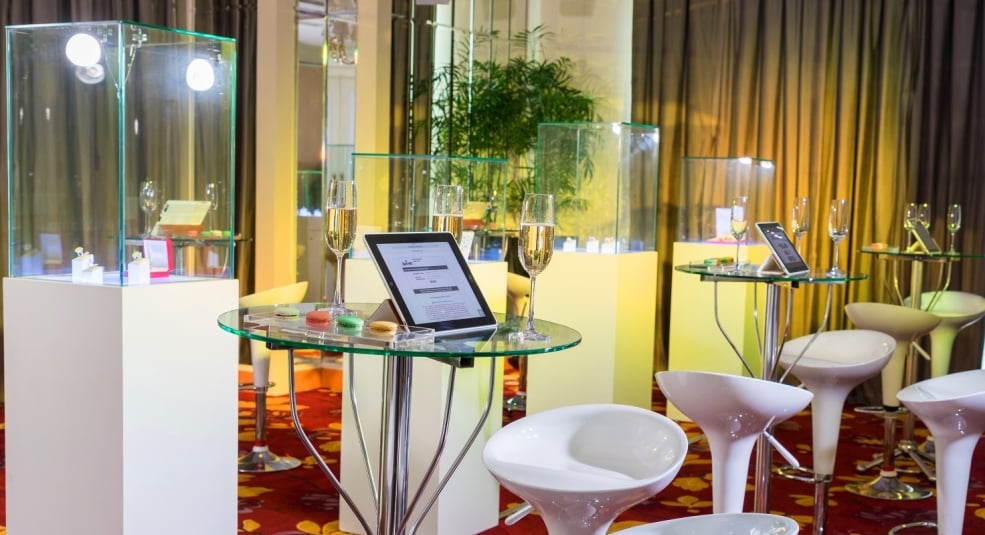 Khách sạn Renaissance Riverside Saigon và dịch vụ REN Meeting + Website 'Meetings Imagined'