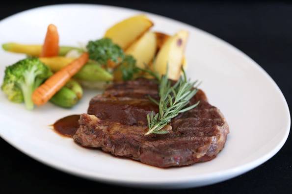 London Steak House - Sự lựa chọn tốt nhất của ẩm thực Pháp trứ danh