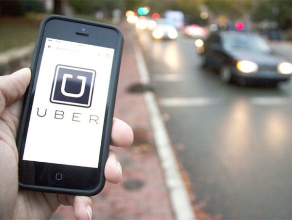 Toyota và Uber triển khai mở rộng dịch vụ chia sẻ phương tiện