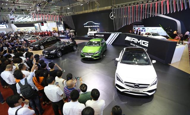 Mercedes-Benz Việt Nam ưu đãi lớn cho khách hàng mua xe trong tháng 10