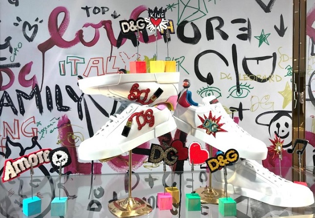 Giày Sneaker siêu xinh của Dolce & Gabbana chính thức hạ cánh tại Hà Nội