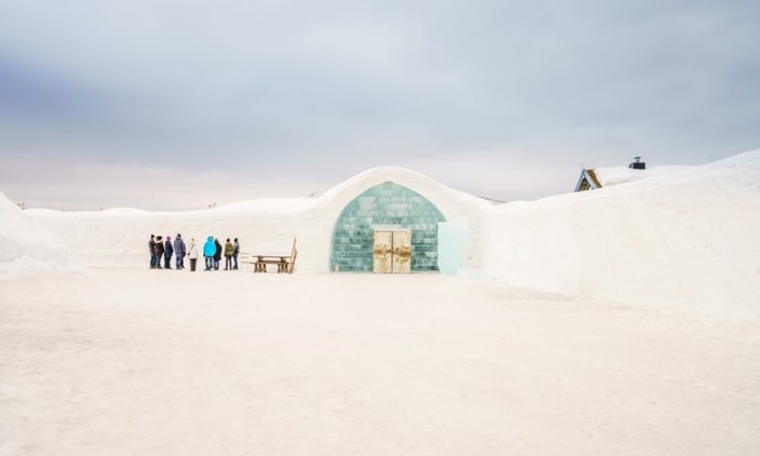 Chiêm ngưỡng khách sạn băng lớn nhất thế giới