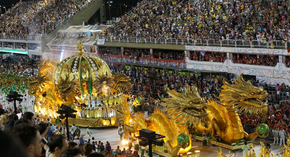 Rio Carnival nóng bỏng theo nhịp Samba